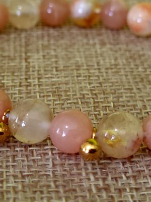 Bracelet artisanal Lumière Divine en perles de Pierre de Soleil et Citrine (Améthyste chauffé) avec billes en acier inoxydable.